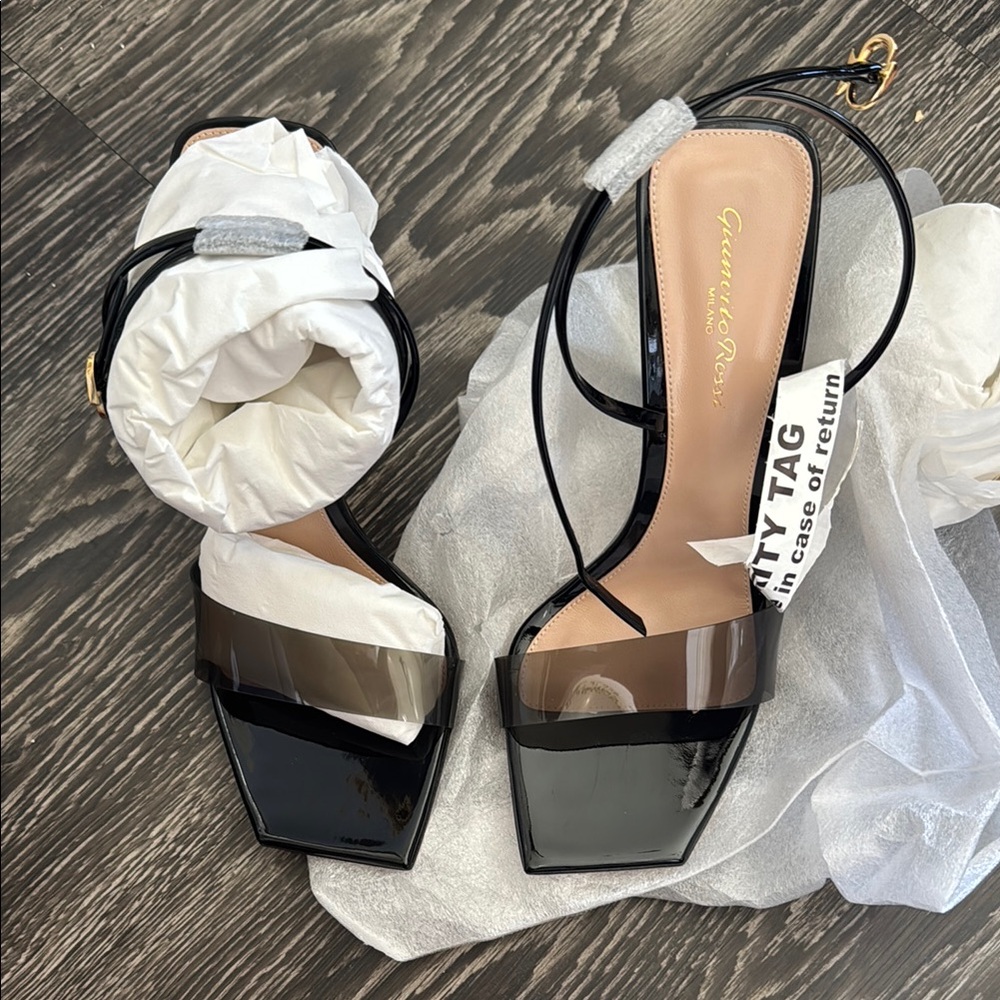 Gianvito Rossi Black Strappy Sandals